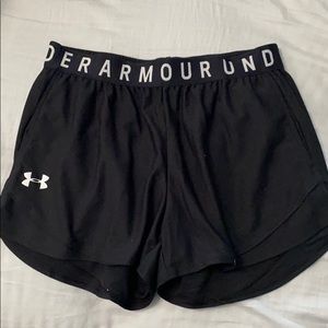 Under armour women’s shorts- NEVER WORN